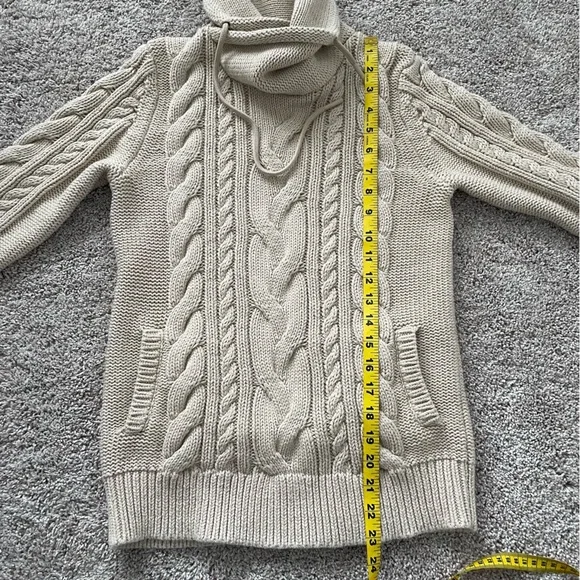 L.L. Bean Beige Cable Knit Turtleneck Sweater - Picture 13 of 15